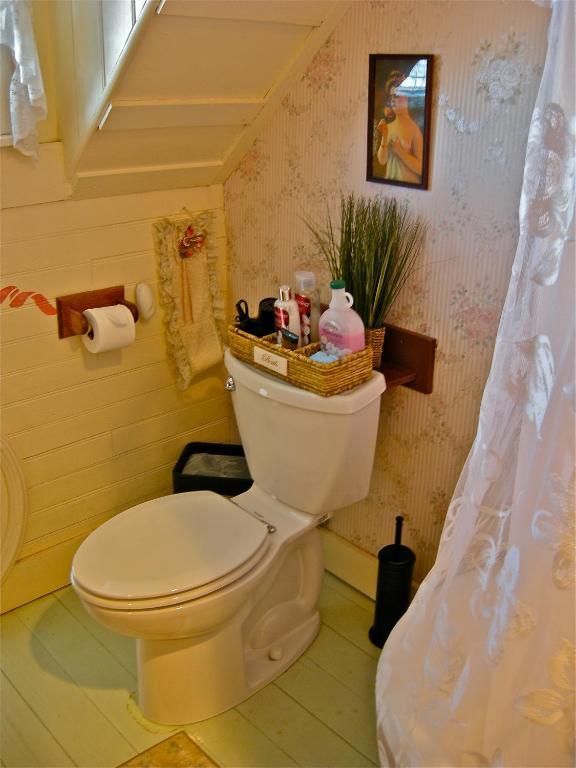 The Old Tower House Bed & Breakfast Северен Бенд Стая снимка
