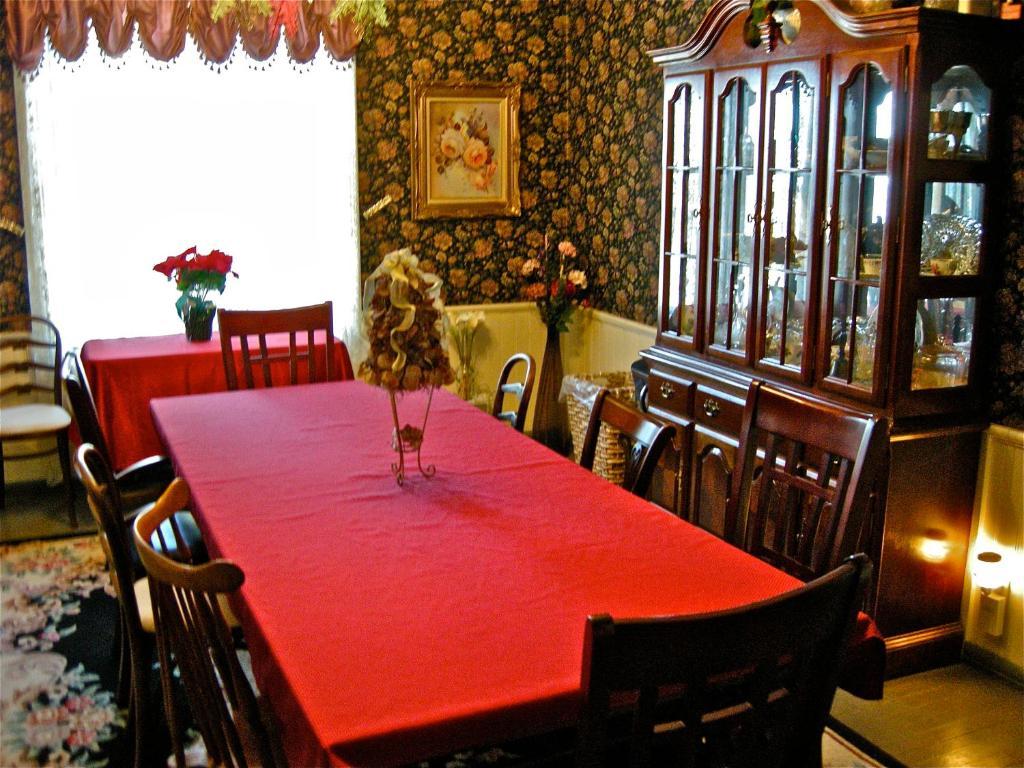 The Old Tower House Bed & Breakfast Северен Бенд Екстериор снимка